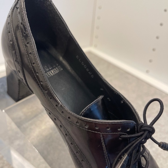 Stuart Weitzman Leather Shoes! - Picture 11 of 14